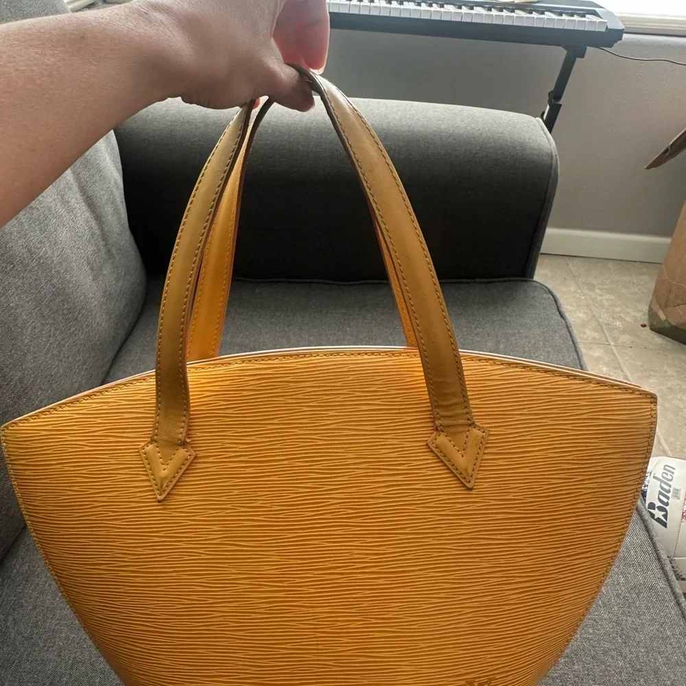 “Pre-Loved” Authentic Louis Vuitton in yellow Epi Leather Tote